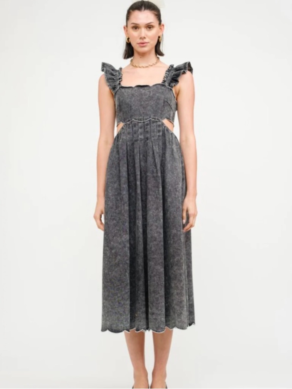 Sofie The Label - Ruffled Sleeve Cutout Midi Dress in Charcoal (medium)